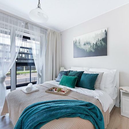 P&O Corporate Serviced Apartments Cybernetyki ワルシャワ エクステリア 写真
